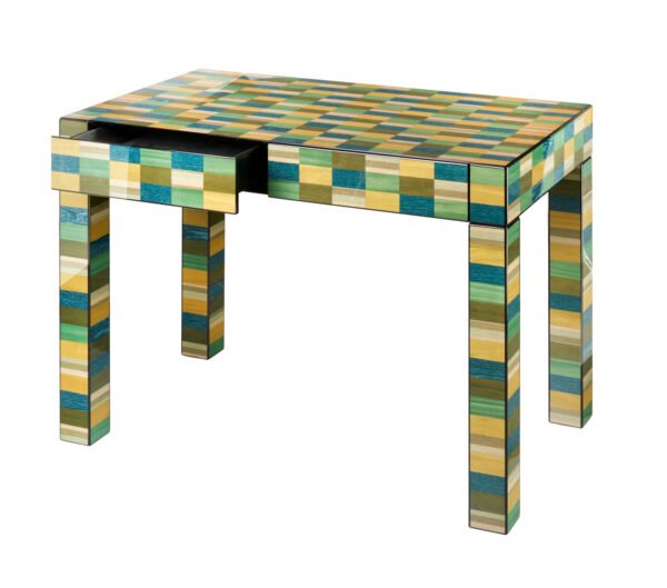 Venezia Mestre Desk